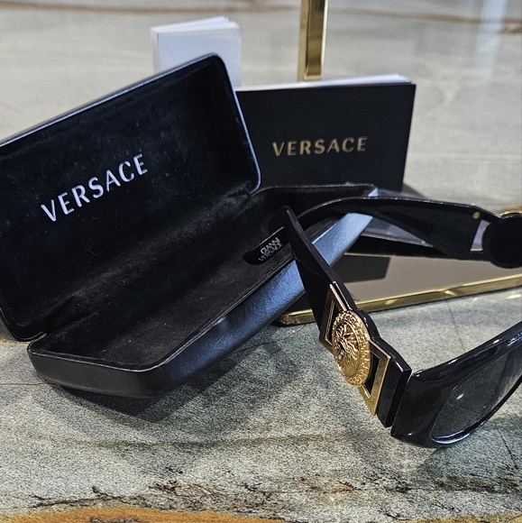 Versace Black Sunglasses with Gold Medusa Detail - Picture 7 of 15